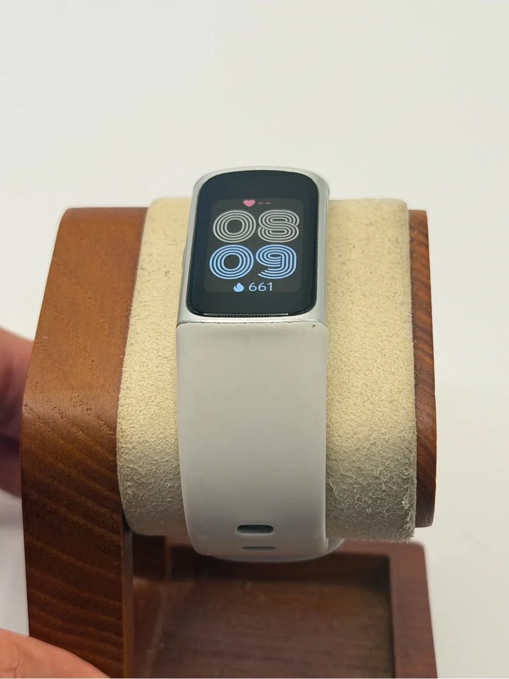 Fitbit Charge 6, Very Good, Charger Included, Tested, Latest Model